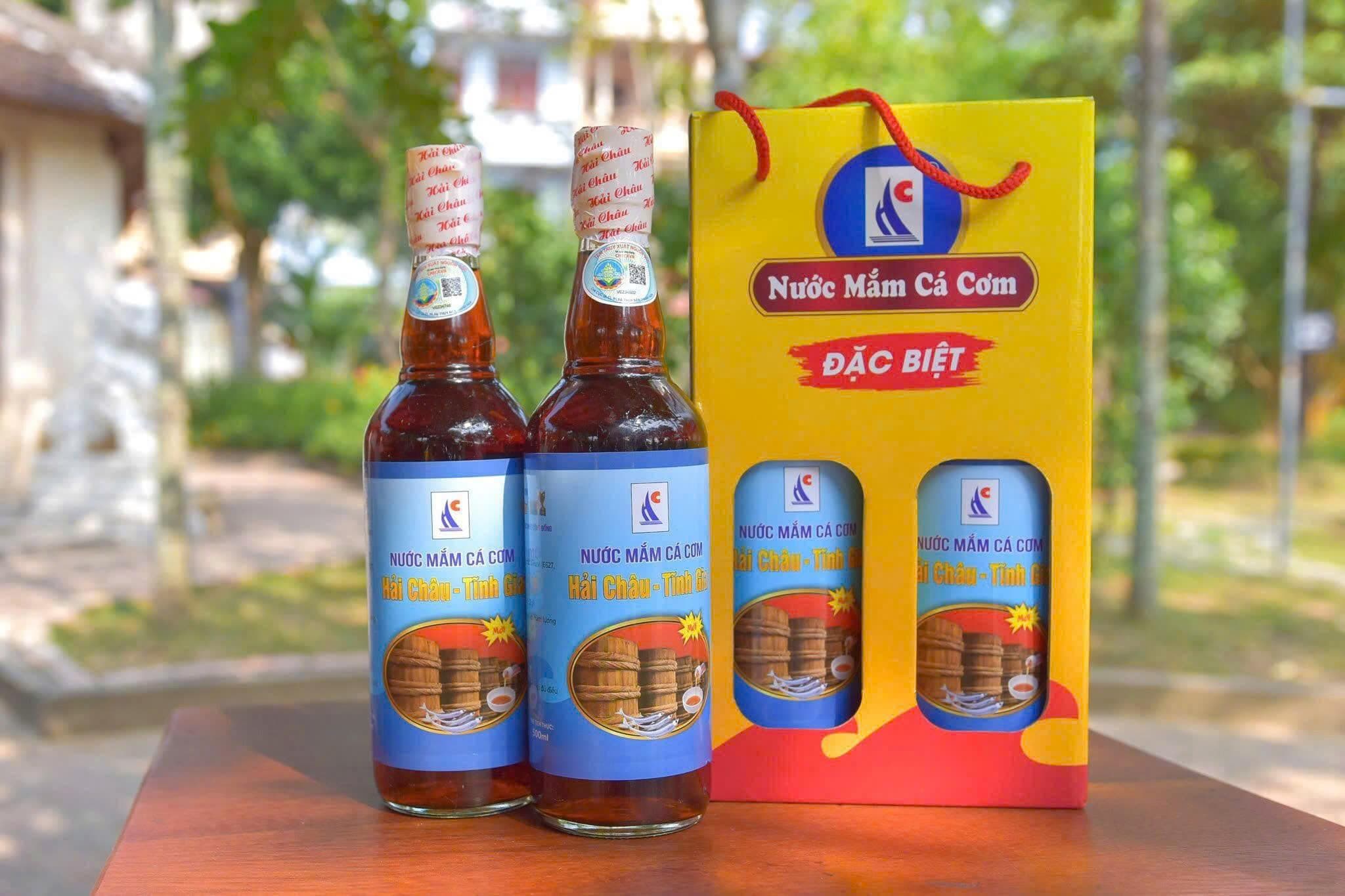 Nước mắm cá cơm Hải Châu Tĩnh Gia 2 chai thủy tinh