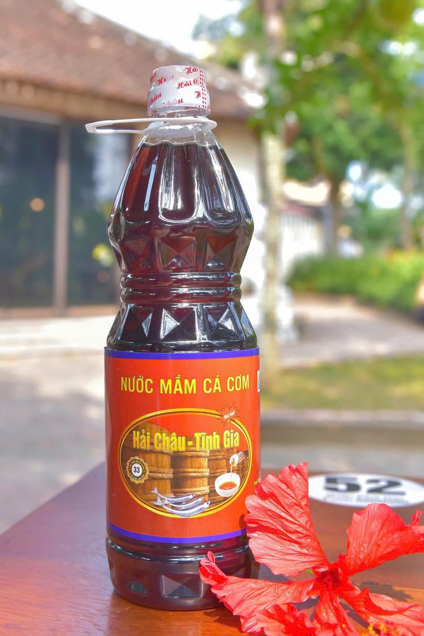 Nước mắm cá cơm Hải Châu - Tĩnh Gia 33N chai nhựa 1 lít