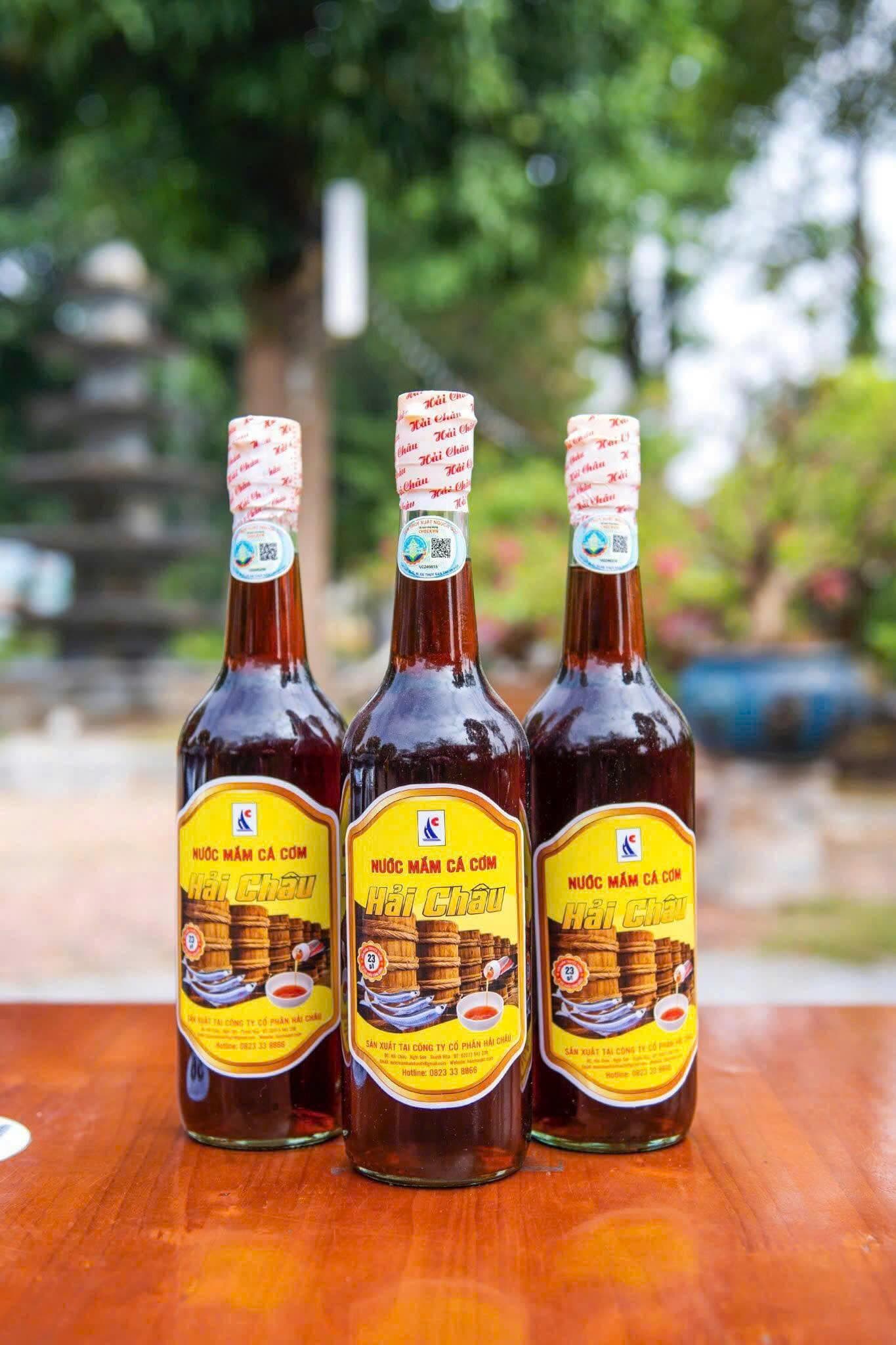 Nước mắm cá cơm Hải Châu Tĩnh Gia 23N chai thủy tinh 650ml